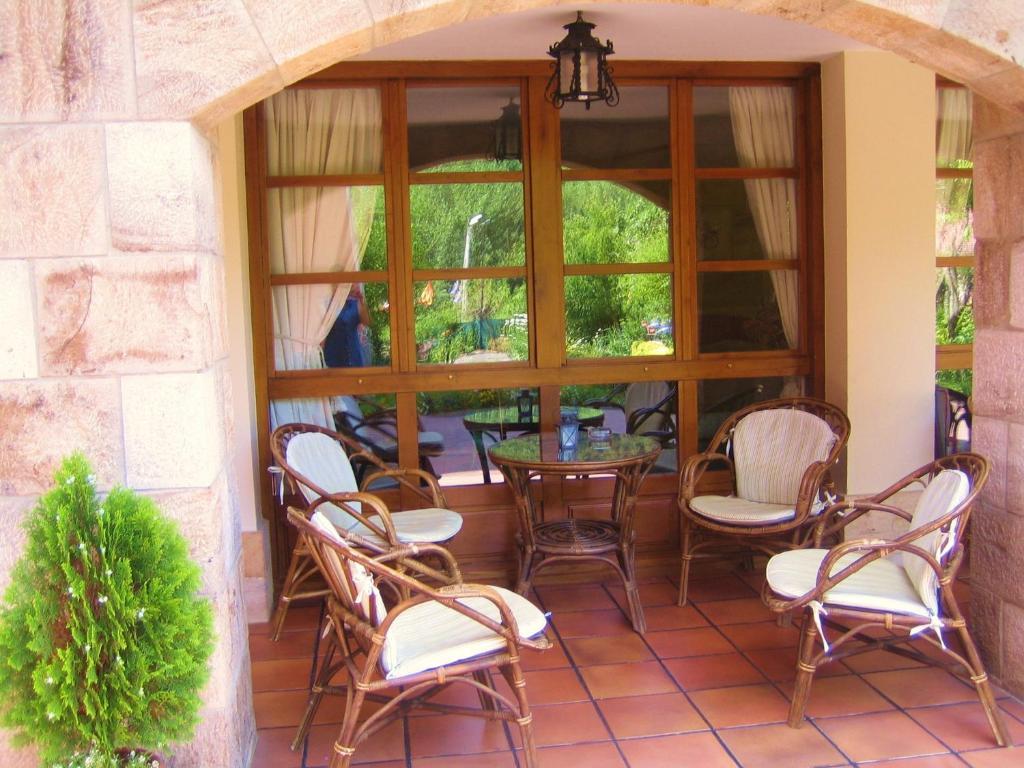 Posada Laura Potes Exterior photo