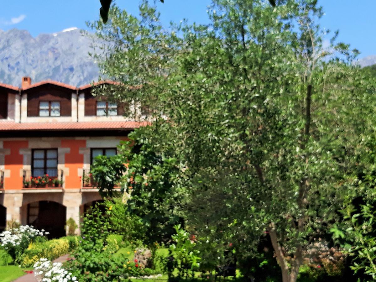 Posada Laura Potes Exterior photo